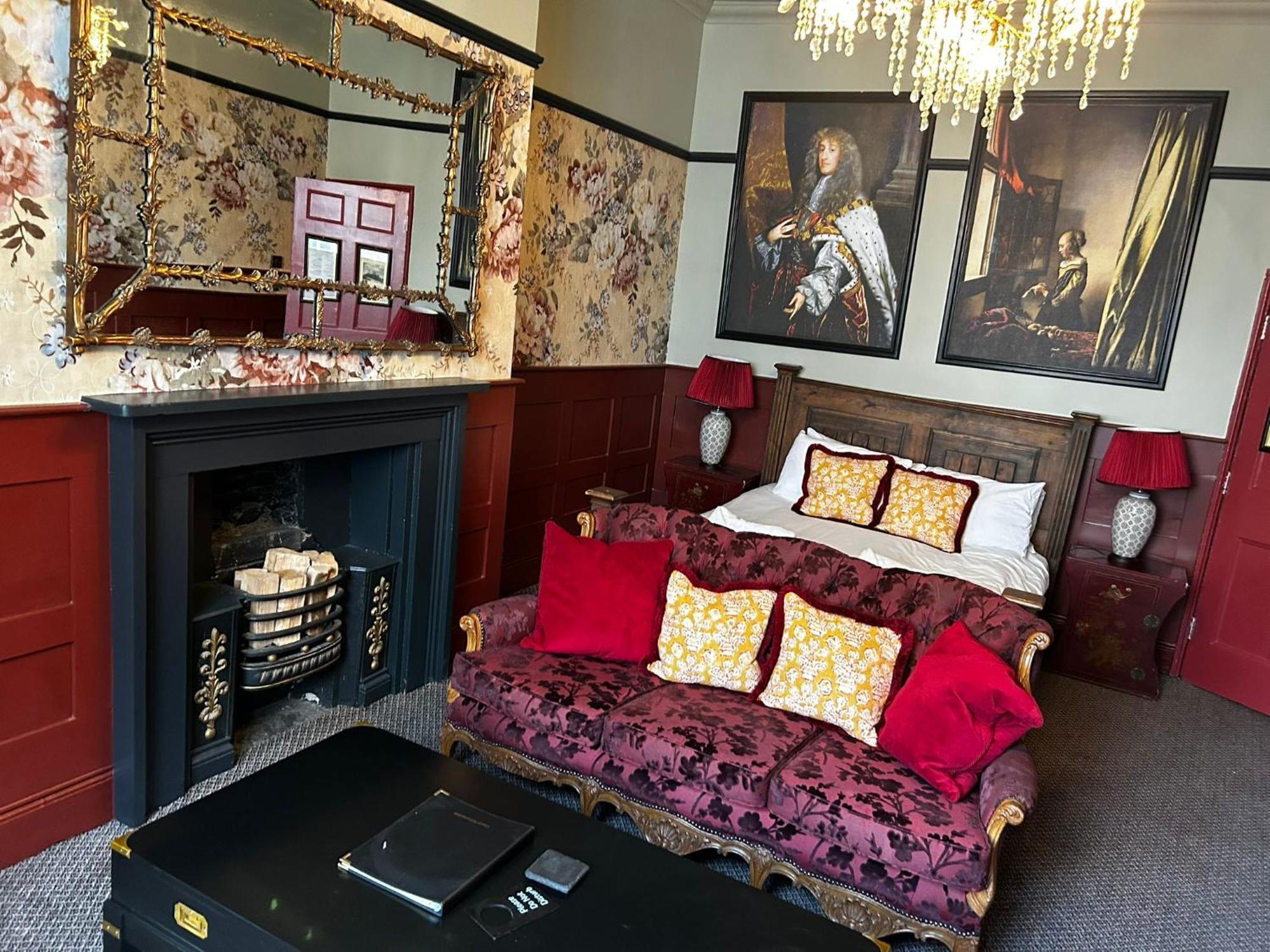 Golden Fleece York Hotel Buitenkant foto