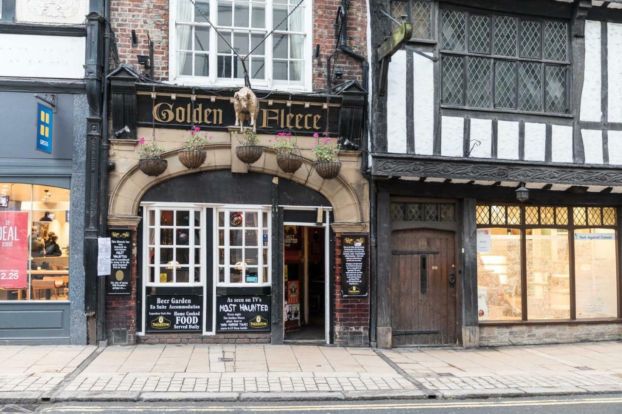 Golden Fleece York Hotel Buitenkant foto